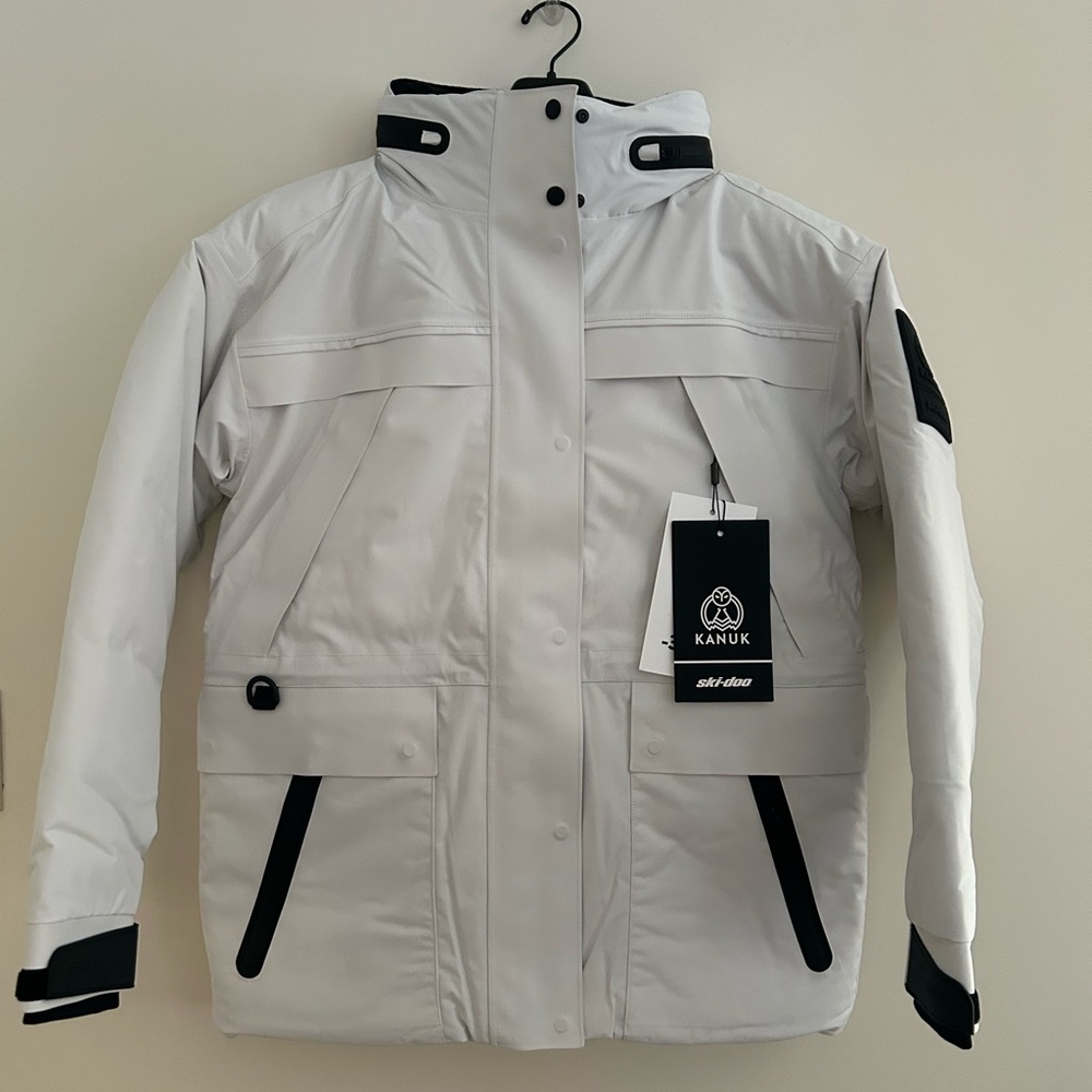 Kanuk x Ski-Doo Women's White Jacket‎